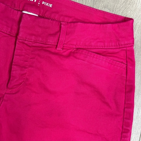 Women's Old Navy Pixie 4 Small Shorts Chino Khakis Pink Stretch 4 Pockets EUC - Picture 5 of 8